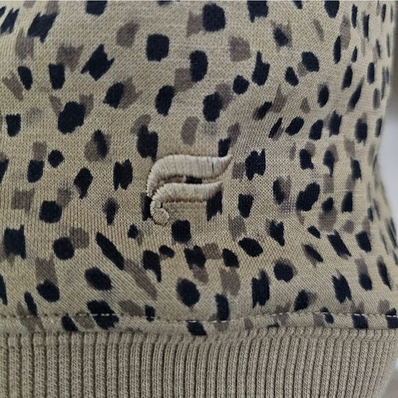 NWT FABLETICS Cozy Fleece Half Zip Abstract Cheetah Sweatshirt - Size Large - Picture 7 of 10